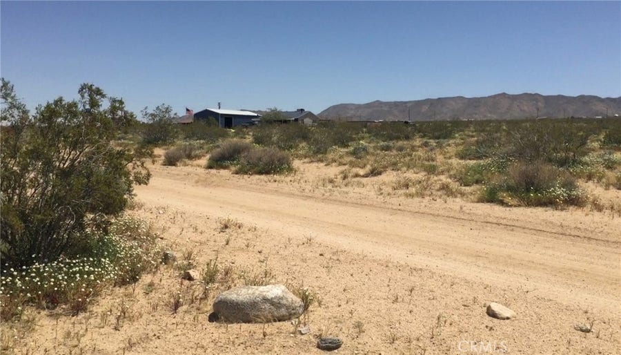Property photo for 48364 Saddle Rock Way, Landers, CA