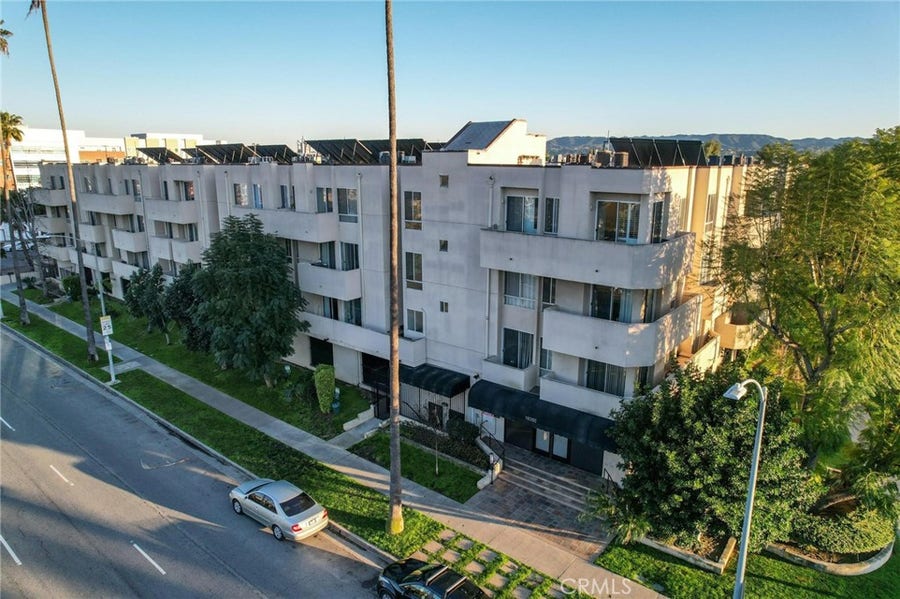 Property photo for 19350 Sherman Way, #338, Reseda, CA