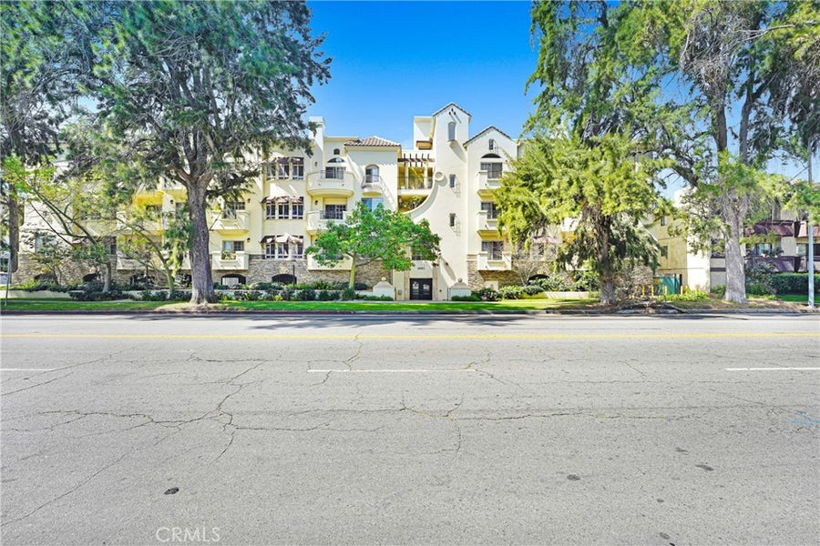 Property photo for 4601 Coldwater Canyon, #207, Studio City, CA