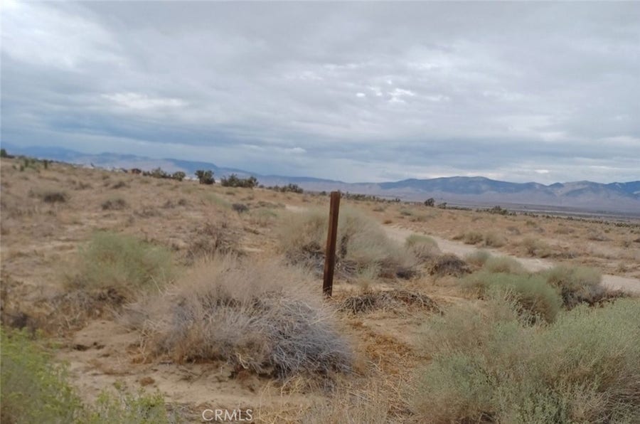 Property photo for 0 Vac/Cor 230 Stw Pav /Ave B8 Dr, Fairmont, CA