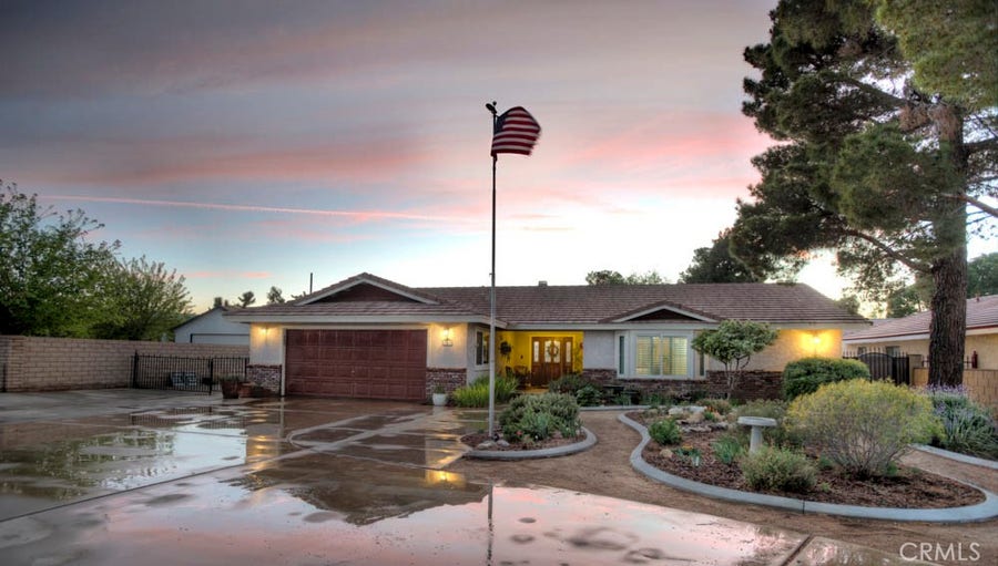 Property photo for 43435 50th W, Lancaster, CA