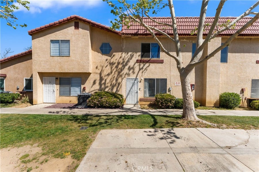 Property photo for 1750 E Avenue Q14, Palmdale, CA
