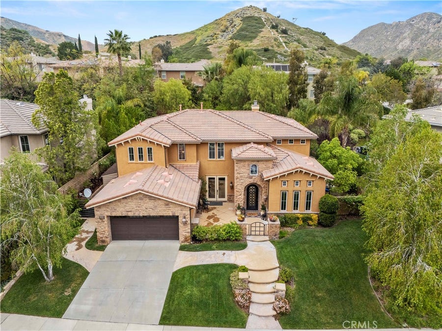 Property photo for 24987 Greensbrier Drive, Stevenson Ranch, CA