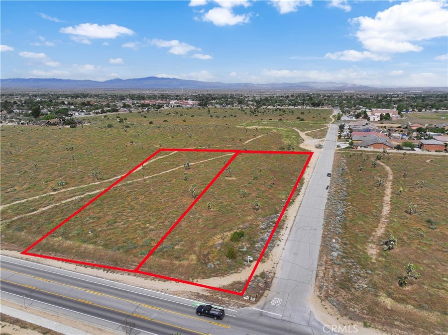Property photo for 37 Avenue L8, Quartz Hill, CA