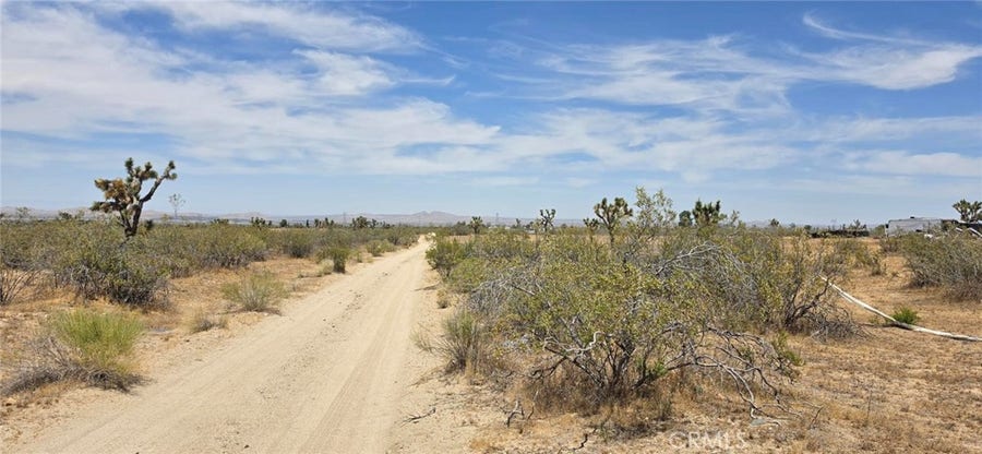 Property photo for 0 187th / Avenue W10, Llano, CA