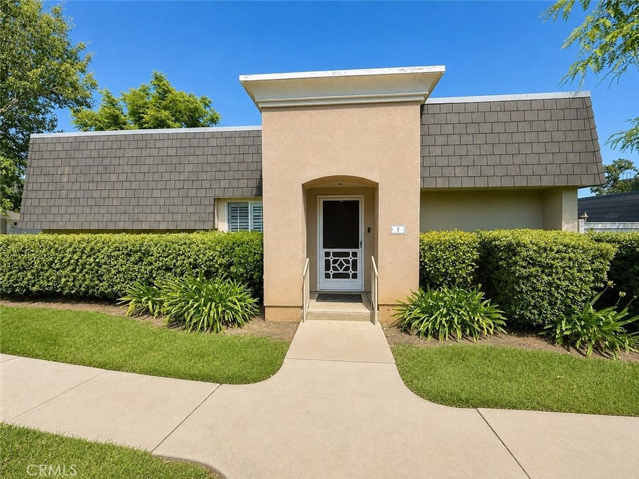 Property photo for 19230 Hamlin, Reseda, CA
