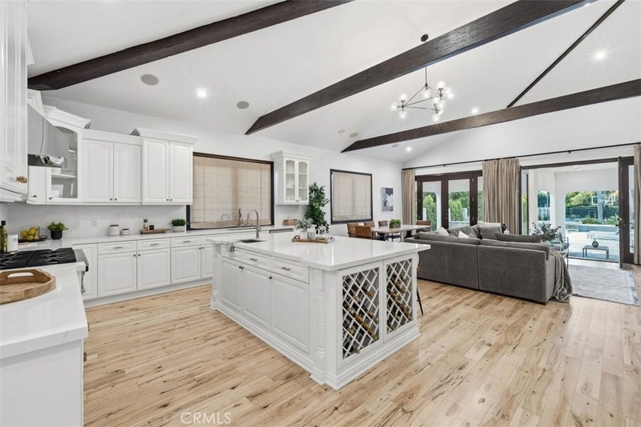 Property photo for 22953 Oxnard Street, Woodland Hills, CA