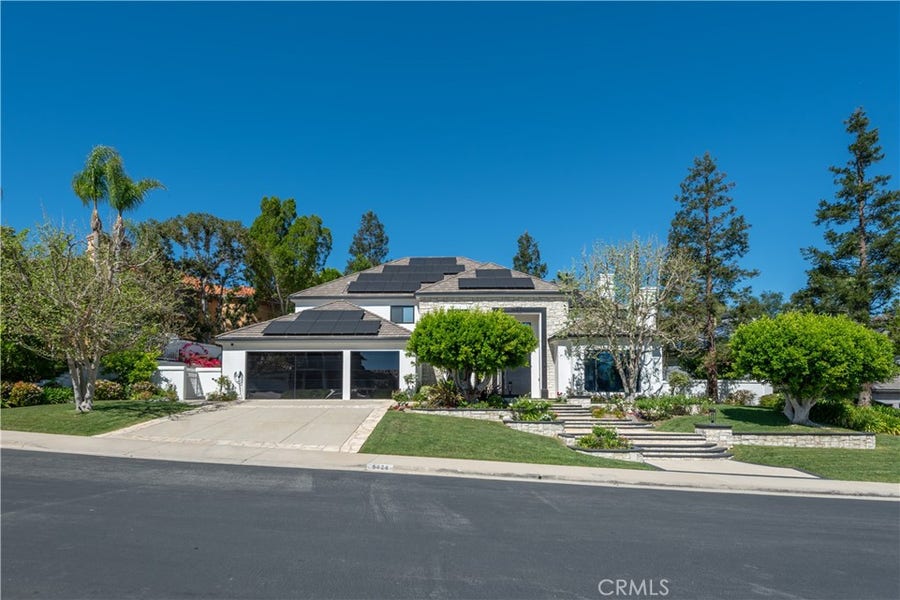 Property photo for 5428 Villawood Cir, Calabasas, CA