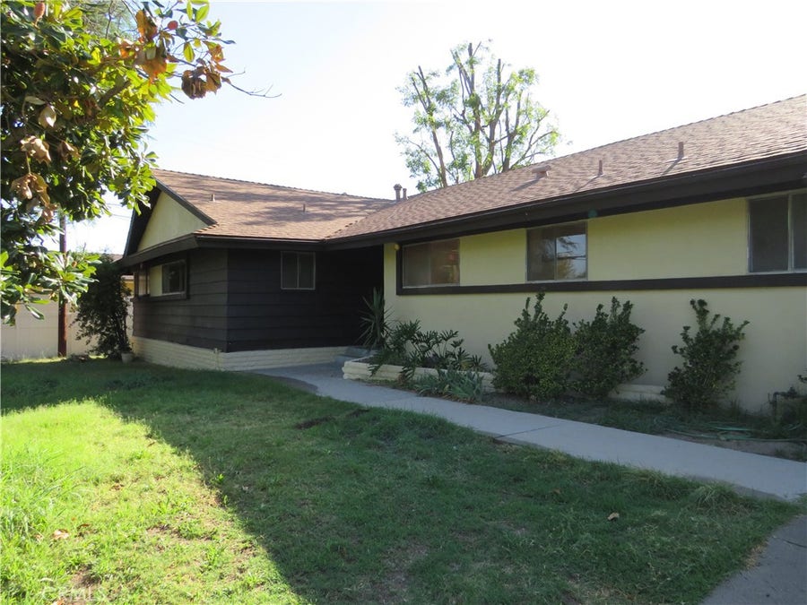 Property photo for 11323 Zelzah, Granada Hills, CA