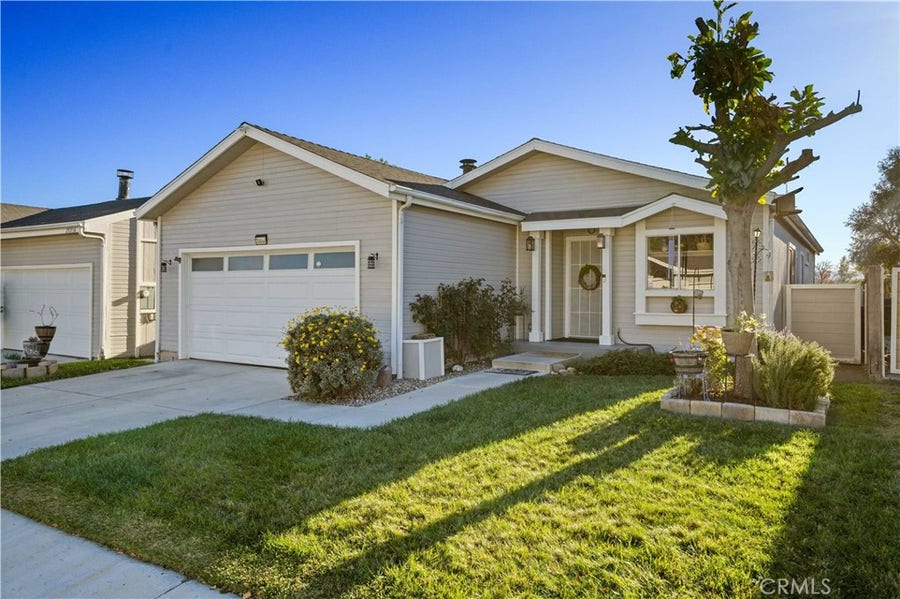Property photo for 20060 Shadow Island Dr, Canyon Country, CA