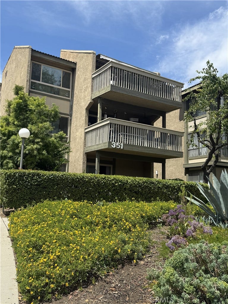 Property photo for 351 Chestnut Hill Court, #16, Thousand Oaks, CA