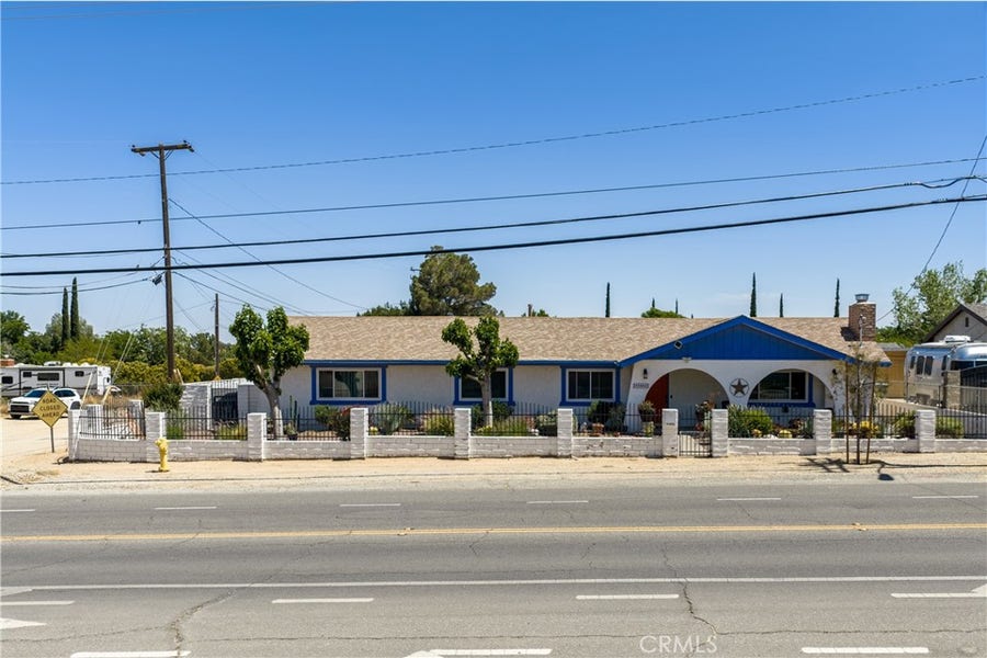 Property photo for 41860 55th W, Quartz Hill, CA