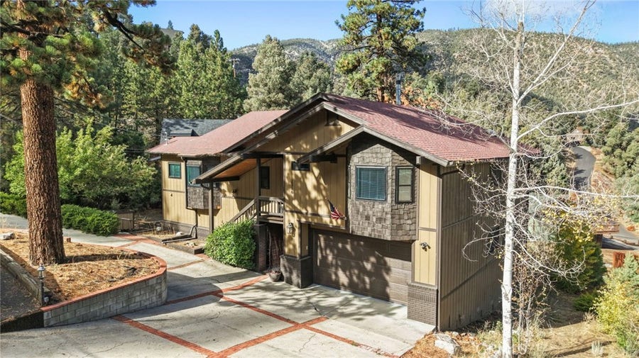 Property photo for 2316 Cedarwood Drive, Pine Mountain Club, CA