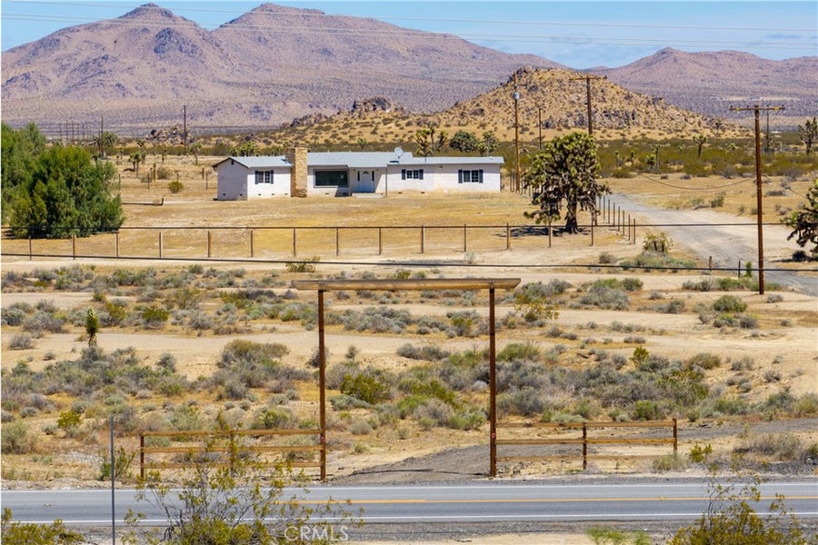 Property photo for 18531 E Palmdale Boulevard, Palmdale, CA