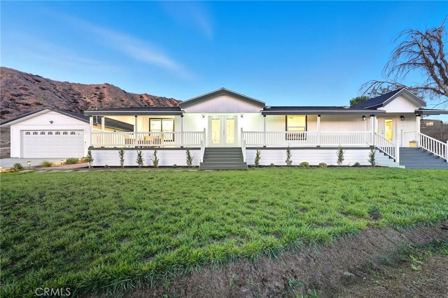 Property photo for 29626 Silver Street, Val Verde, CA