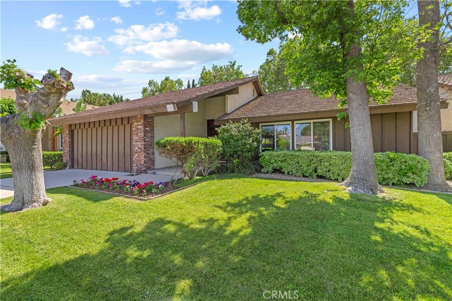 Property photo for 25033 Avenida Balita, Valencia, CA