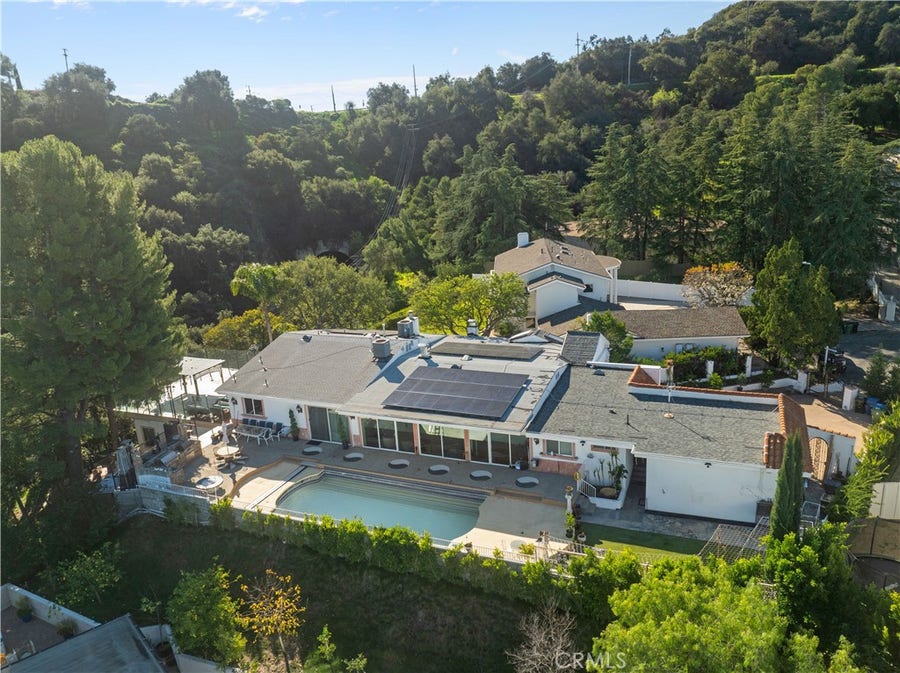 Property photo for 16015 Jeanne Ln, Encino, CA