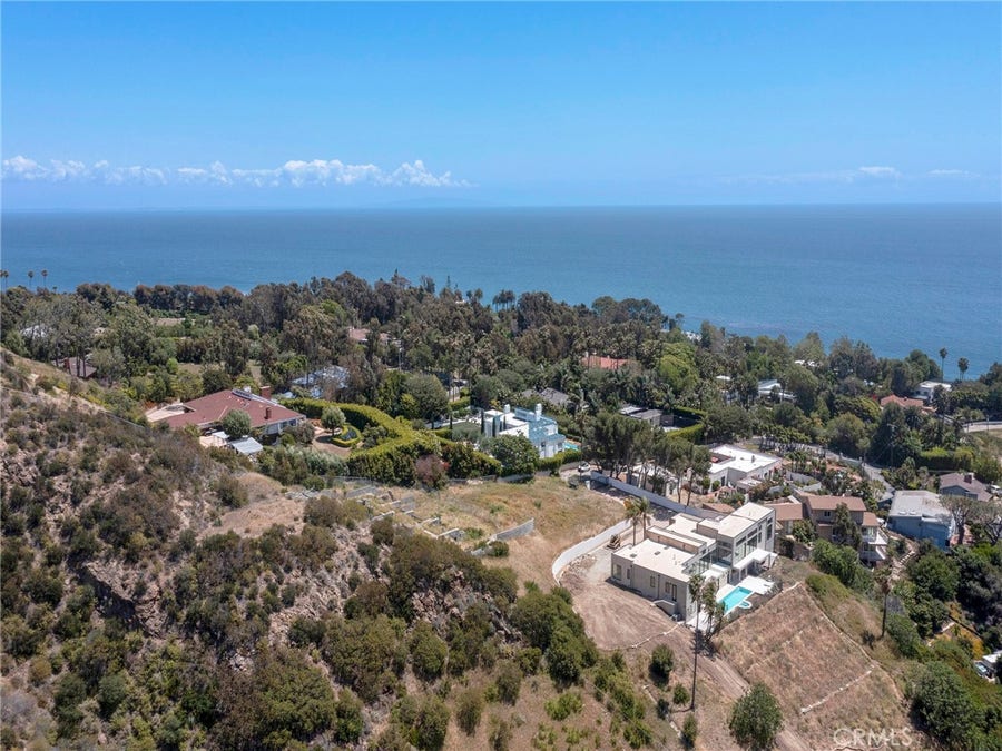 Property photo for 27061 Sea Vista Dr., Malibu, CA