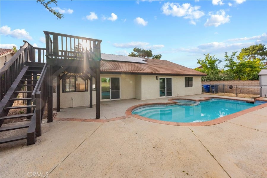 Property photo for 40744 Via Valor, Palmdale, CA