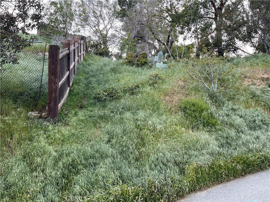 Property photo for 0 Aucas Dr, Chatsworth, CA