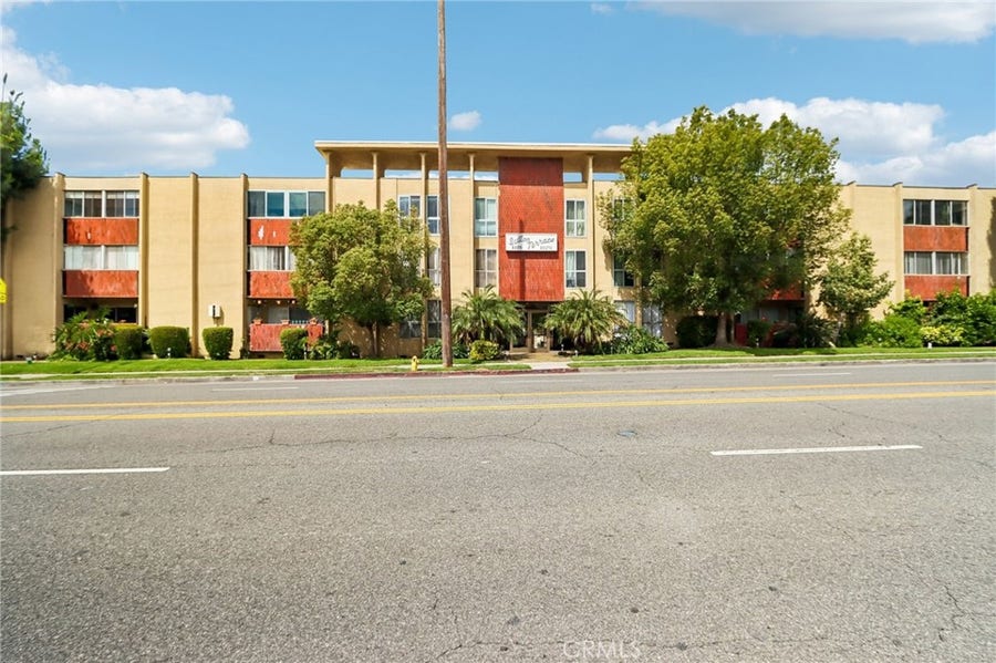 Property photo for 6225 Coldwater Canyon Avenue, #102, North Hollywood, CA