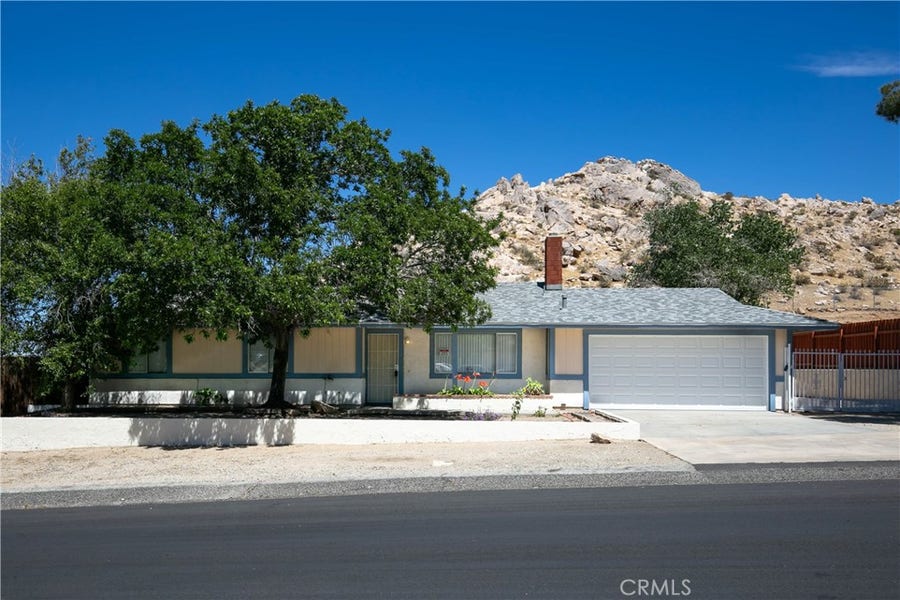 Property photo for 40062 164th E, Lake Los Angeles, CA