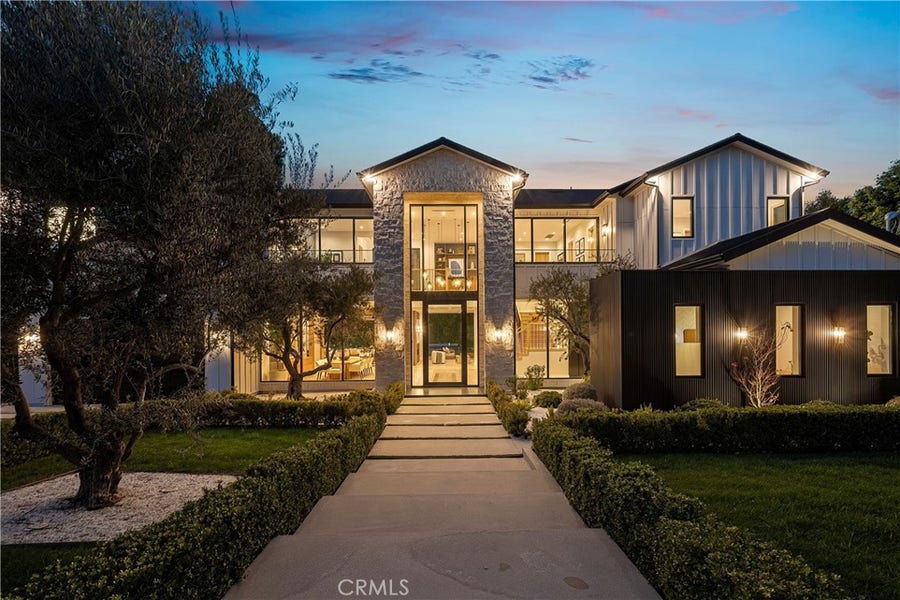 Property photo for 15907 Valley Vista, Encino, CA