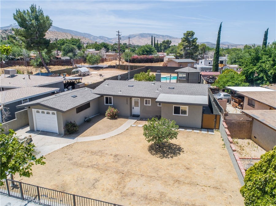 Property photo for 38859 Mesquite, Palmdale, CA