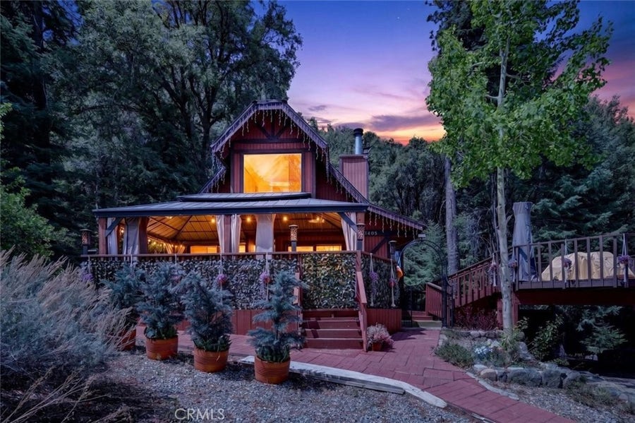 Property photo for 1405 Zion Way, Pine Mountain Club, CA