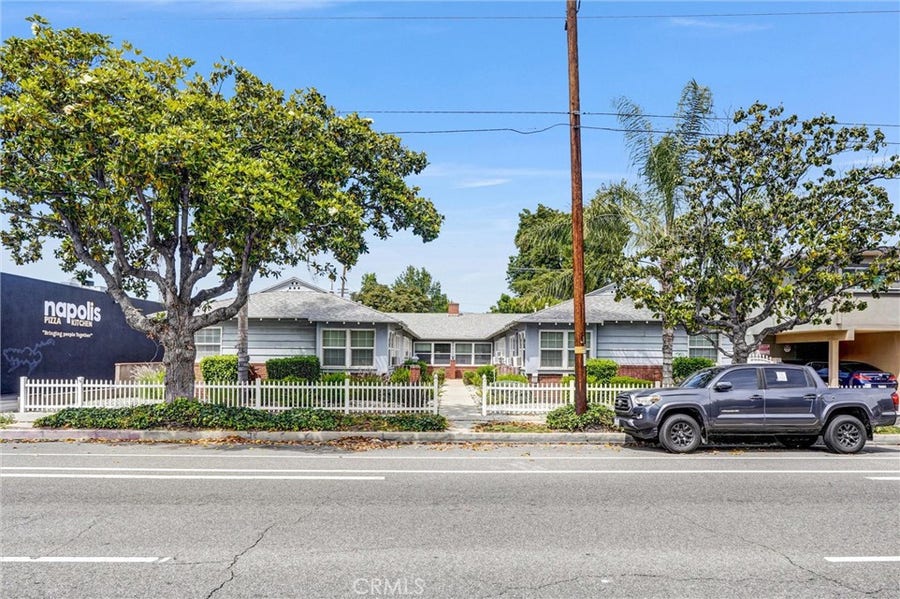 Property photo for 14821 Burbank, Van Nuys, CA
