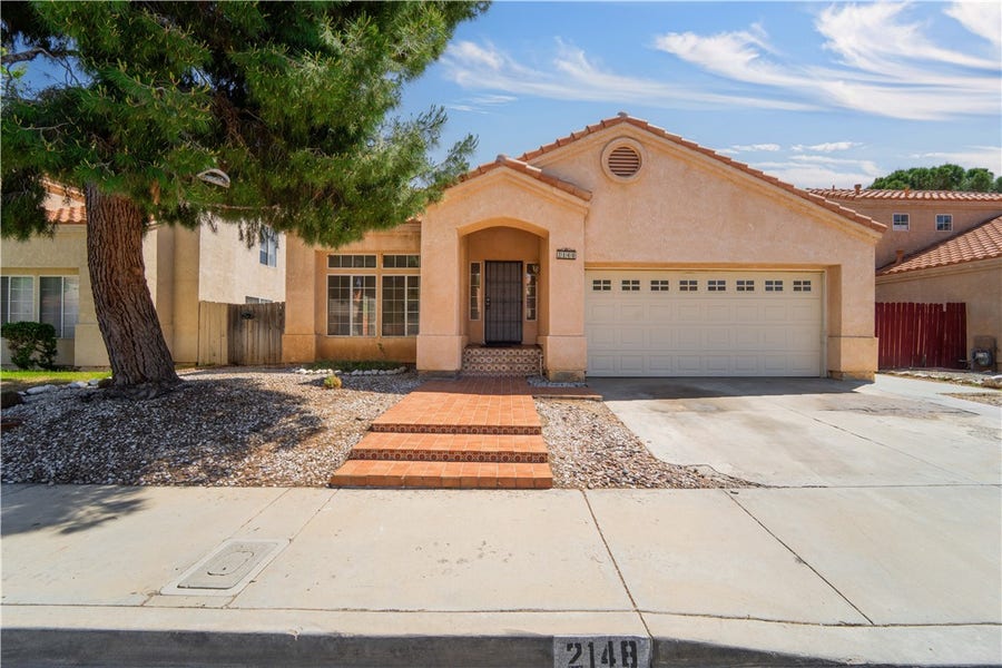 Property photo for 2148 Scott Avenue, Palmdale, CA