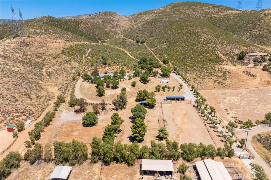 Property photo for 35675 Peppertree, Agua Dulce, CA