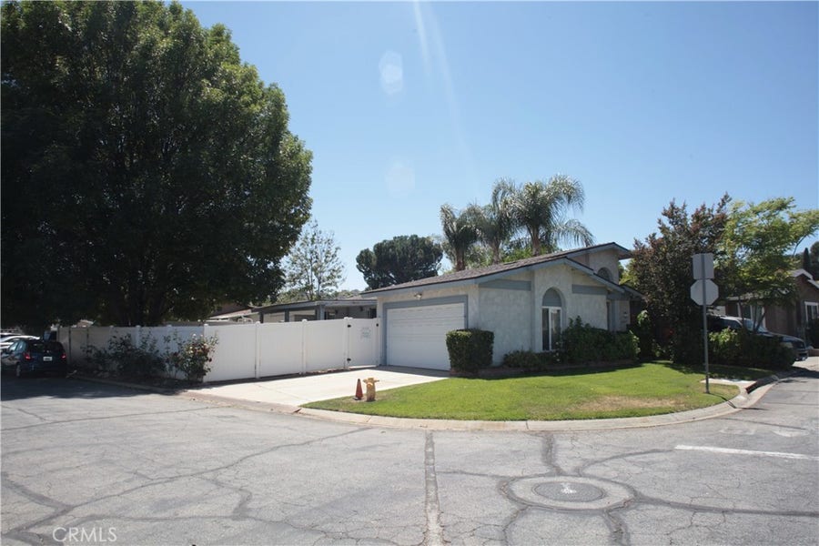 Property photo for 27502 Amethyst, Castaic, CA
