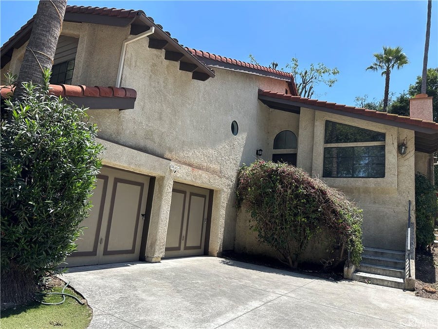 Property photo for 22518 Avenue San Luis, Woodland Hills, CA