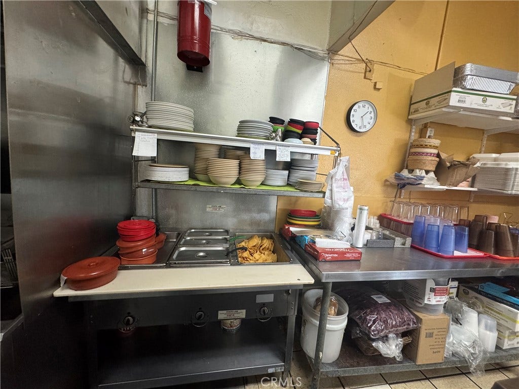 835 S Glendora, West Covina, CA 91790 835 S Glendora, West Covina, CA 91790