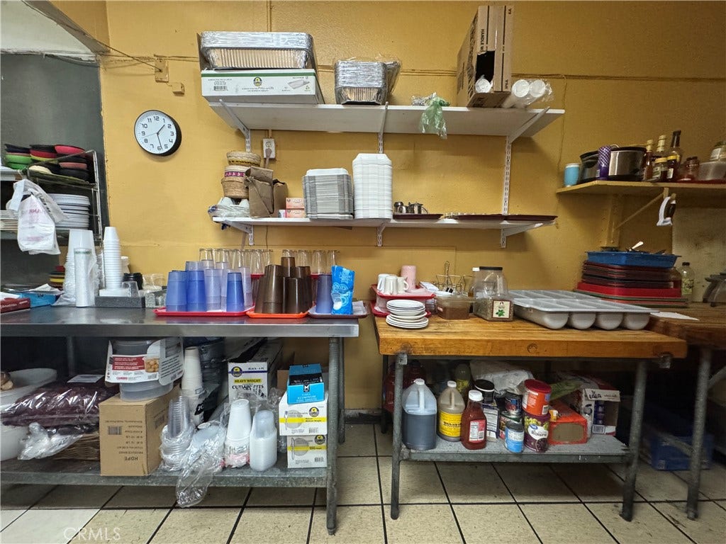 835 S Glendora, West Covina, CA 91790 835 S Glendora, West Covina, CA 91790