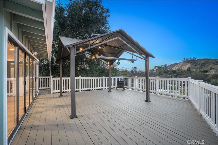Property photo for 3582 Elm Drive, Calabasas, CA