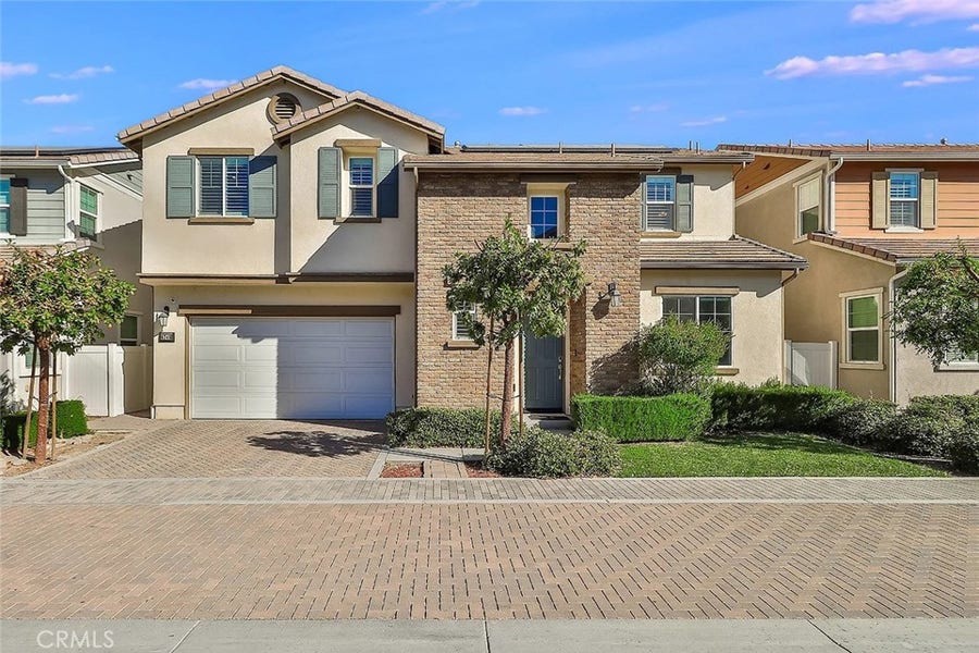 Property photo for 6746 N Glasner, West Hills, CA