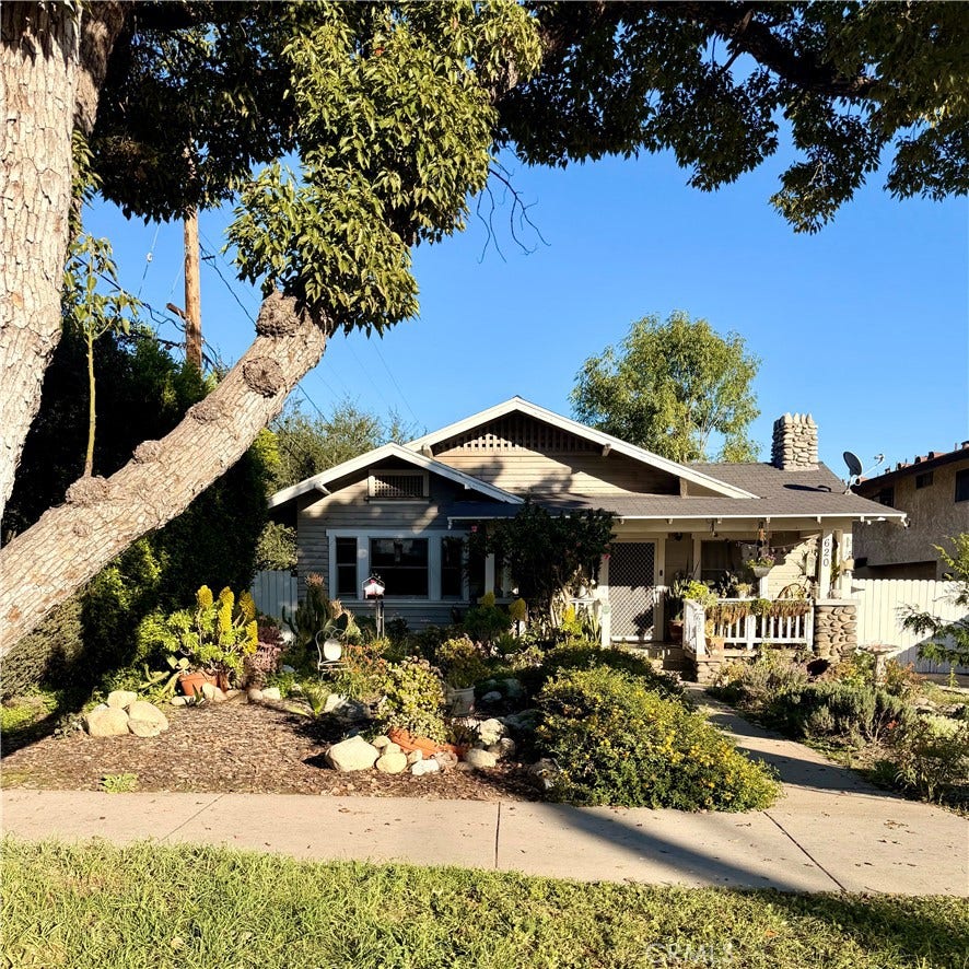 Property photo for 620 N Pasadena, Azusa, CA