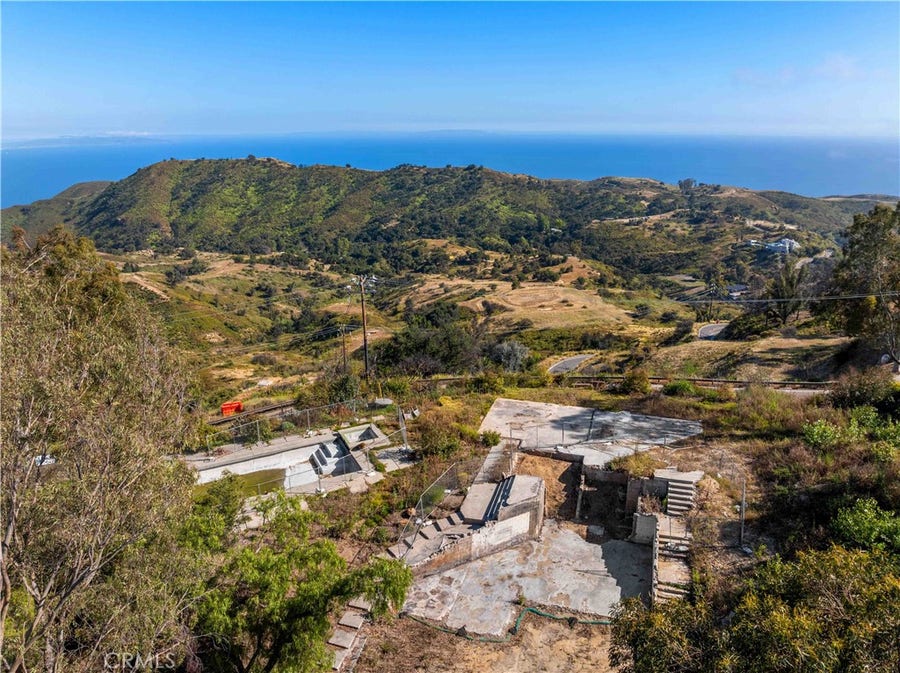 Property photo for 21135 Saddle Peak, Topanga, CA