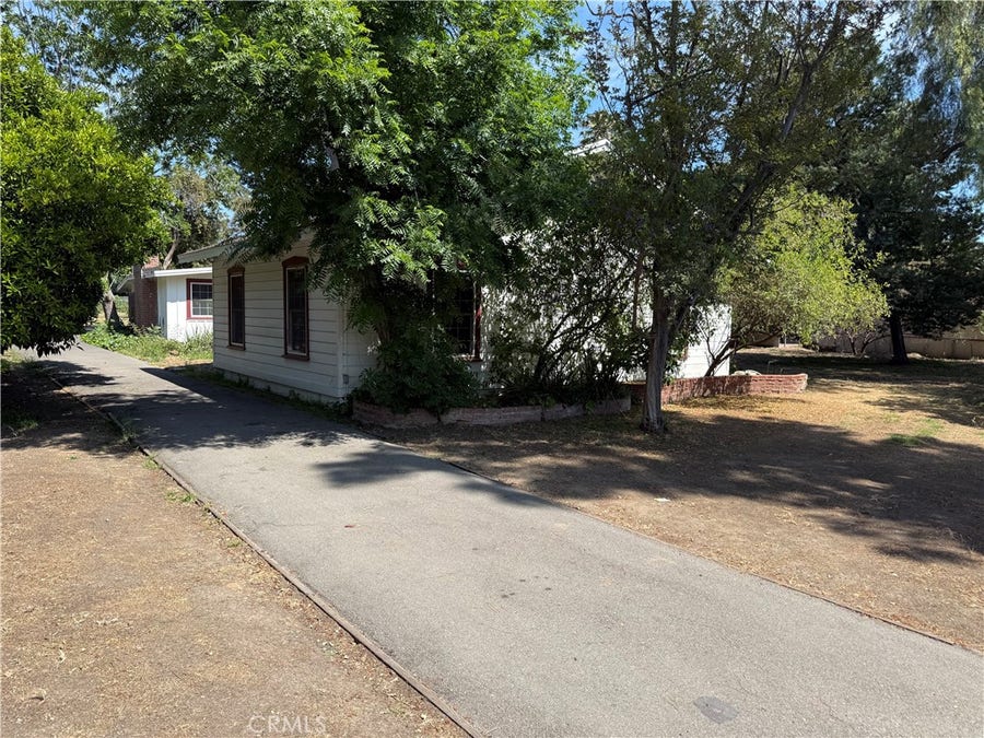 Property photo for 7630 Jellico, Northridge, CA