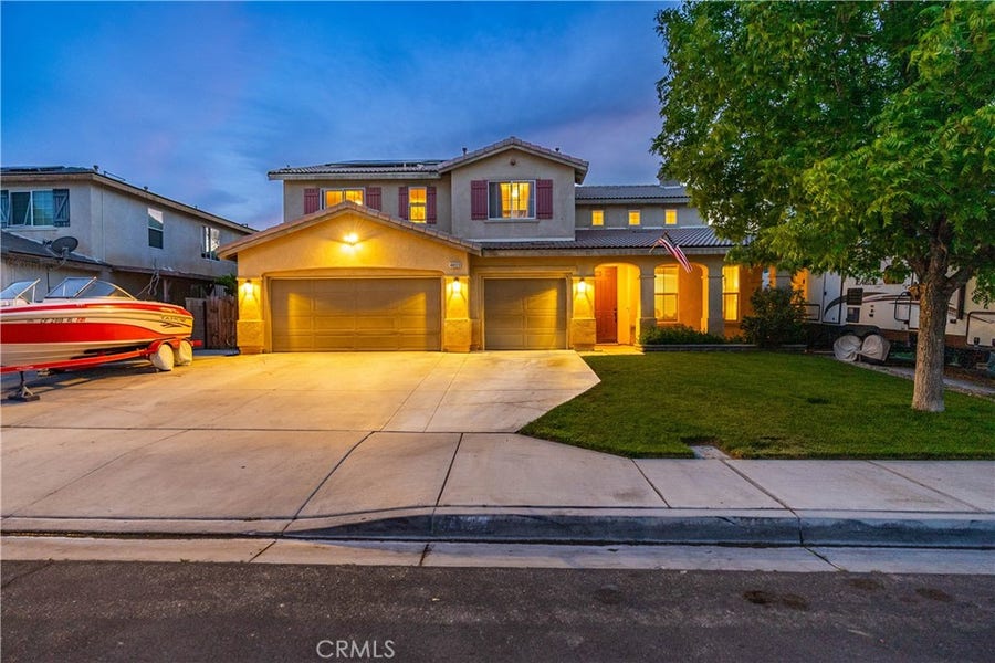 Property photo for 44123 47th Street W, Lancaster, CA