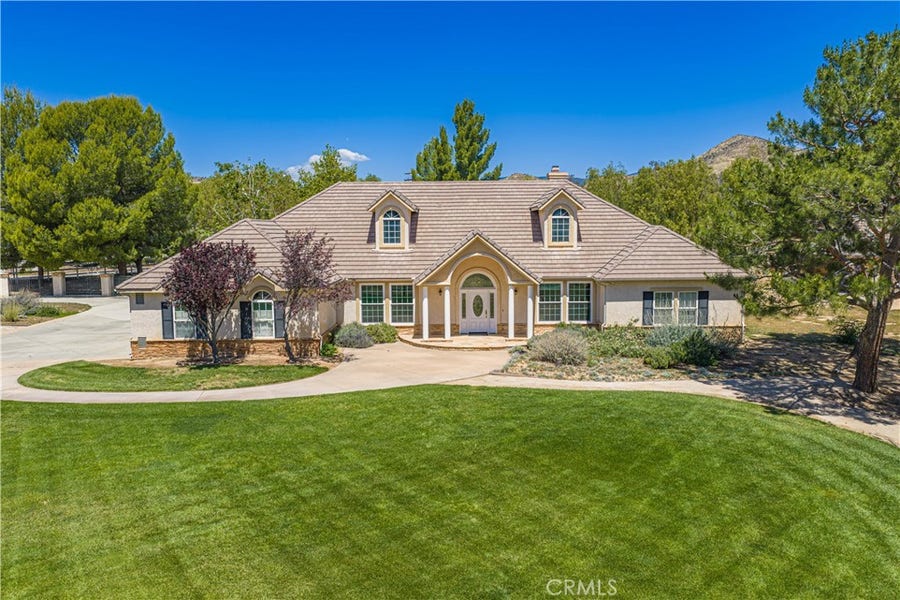 Property photo for 33202 Drill Road, Agua Dulce, CA