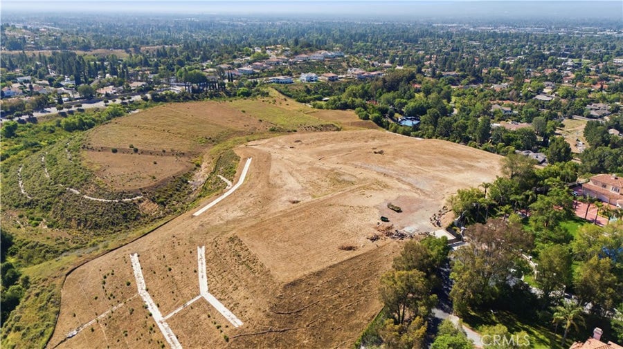 Property photo for 10801 N Oakdale, Chatsworth, CA