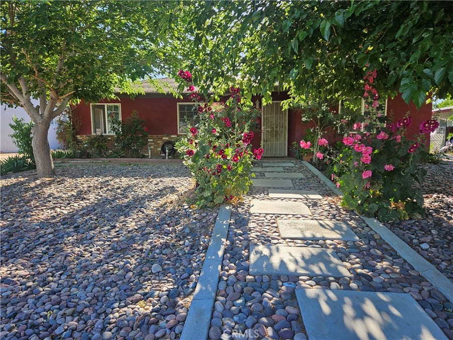 Property photo for 38539 36th E, Palmdale, CA