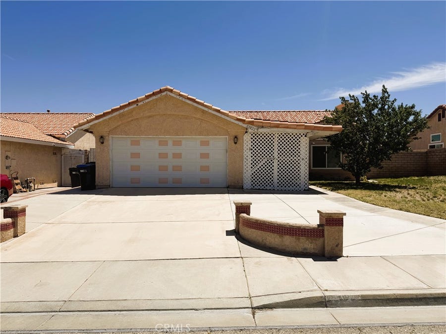 Property photo for 37822 Antibes Court, Palmdale, CA