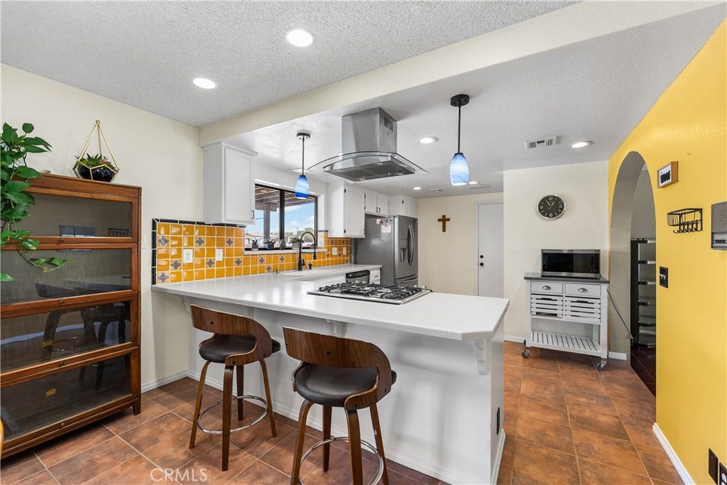 5055 W Avenue K12, Lancaster, CA 93536
