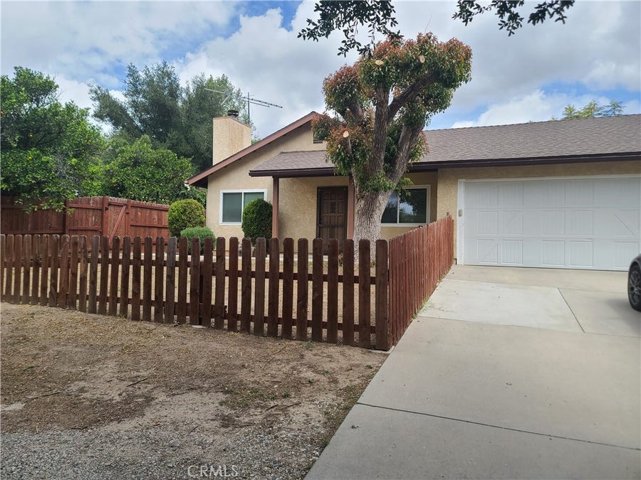 Property photo for Simi Valley, CA