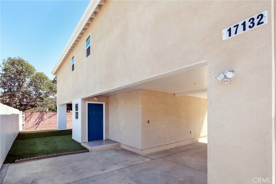 Property photo for 17134 Saticoy Street, Lake Balboa, CA