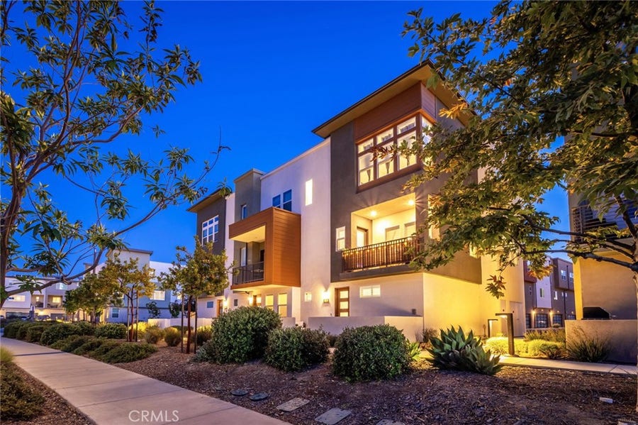 Property photo for 27562 Sparrow Court, Valencia, CA